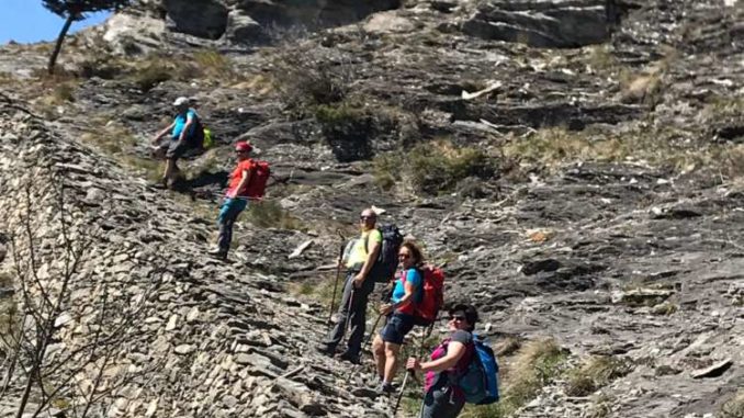 Balconata su muretti in pietra