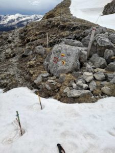 Il bivio per completare l'anello Il bivio per completare l'anello